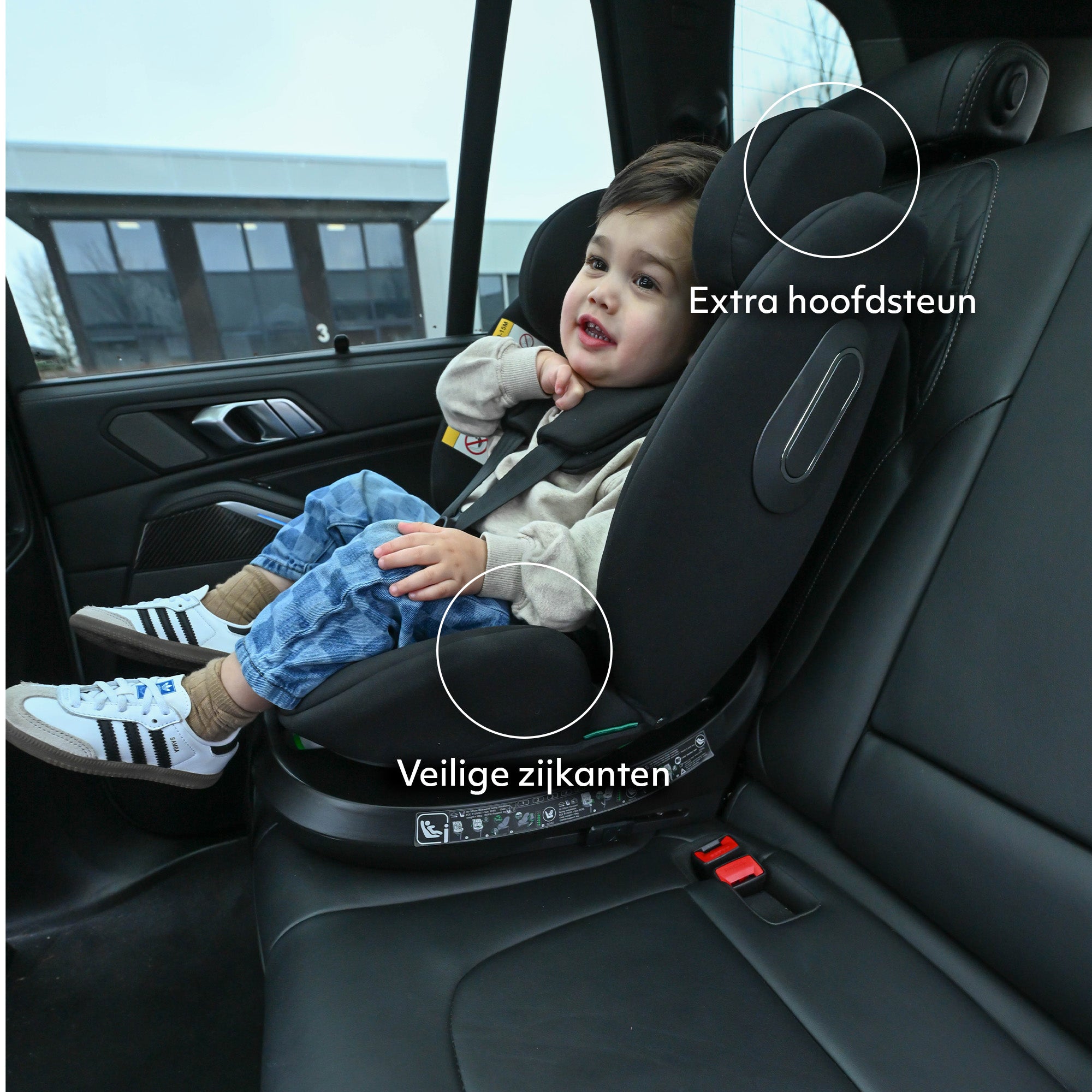 Carly Luxe i-Size-autostol – 0–36 kg – Isofix + støtteben – 360° drejelig – Truffle Sand