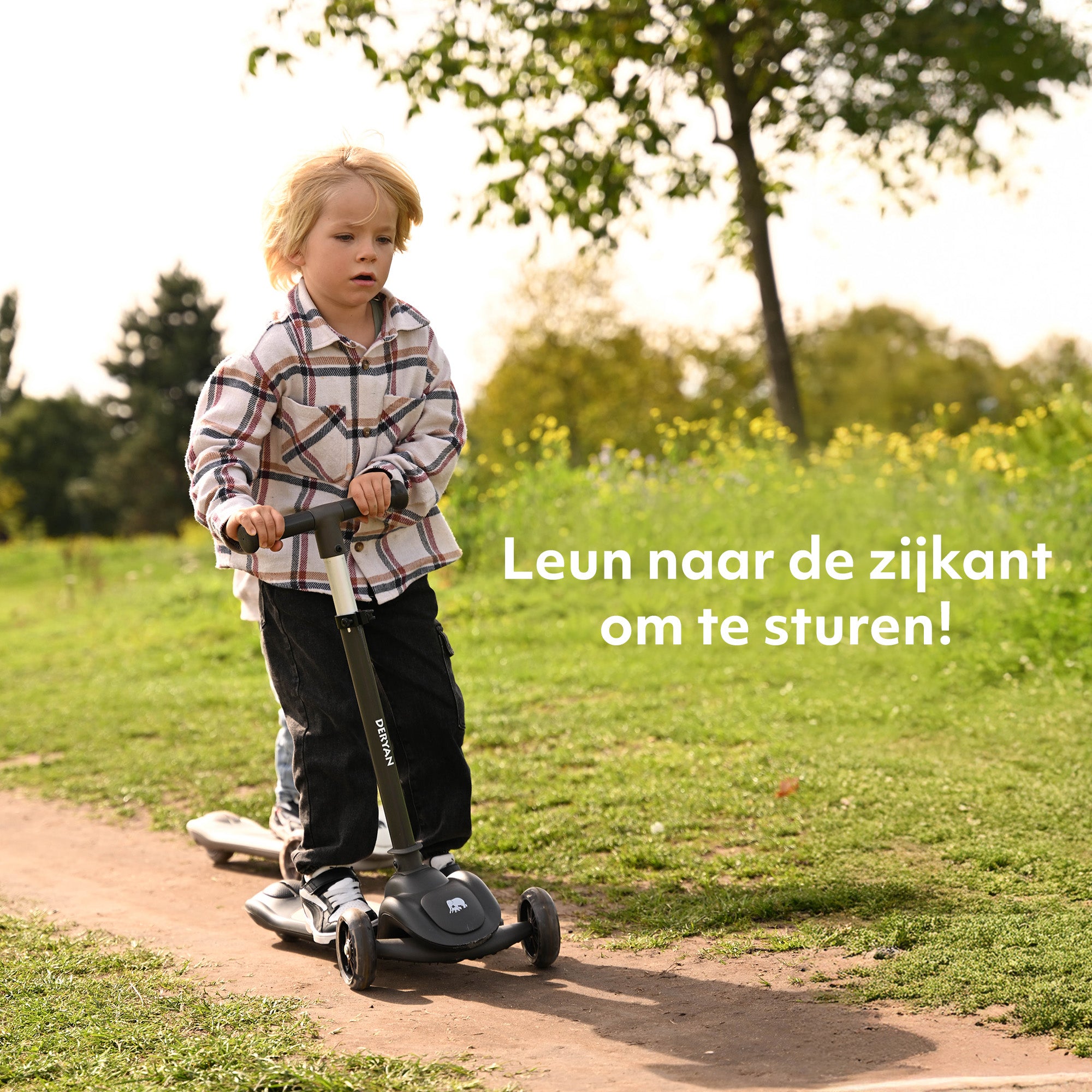 Harvey børnescooter med 3 hjul og LED - Justerbar 65-80 cm - Sort