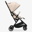 Poussette Easy Luxe Légère Taupe Compacte et pliable, elle tient dans le compartiment à bagages de l'avion Légère et maniable