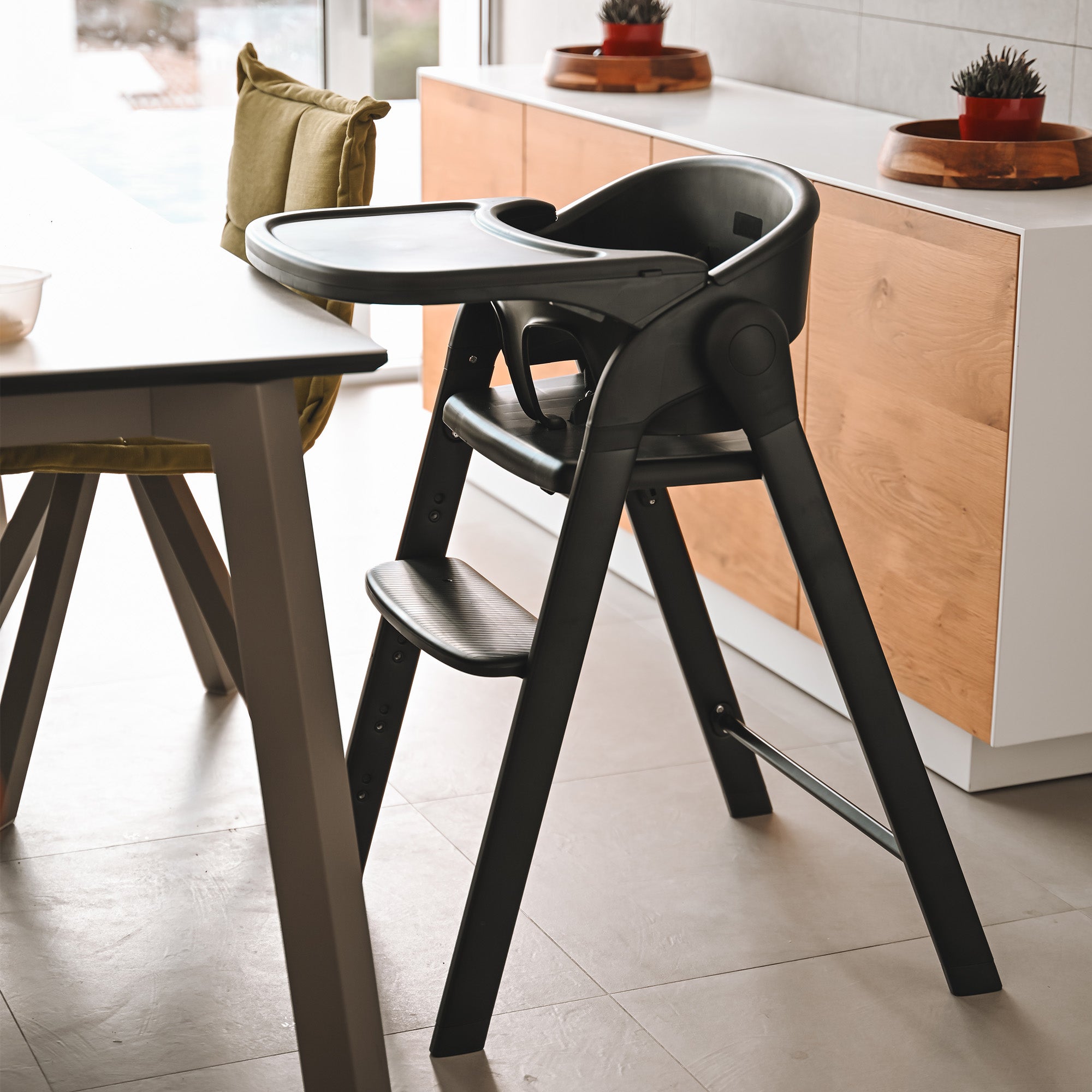 Silla infantil Deryan con hamaca - Negro/Nougat