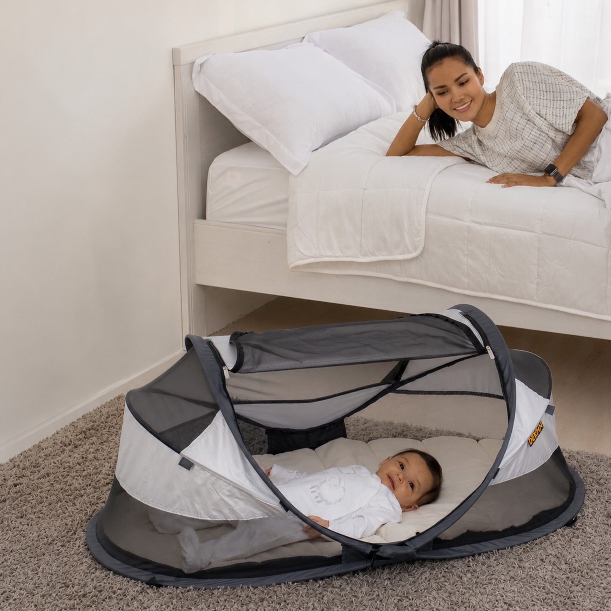 Baby Luxe Zilver reisbed pop-up met 50% UV-bescherming en muggennet <1 mm