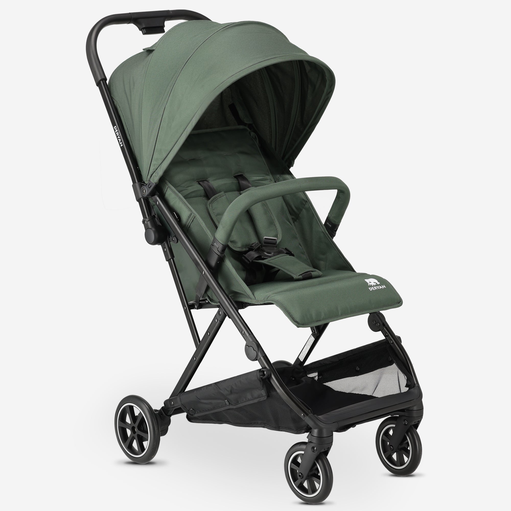 DERYAN Easy Luxe Buggy Green – ultralett og manøvrerbar reisevogn under €100. Kan brettes sammen med én hånd og er kompakt nok til å passe i flykupeen. Ideell for ferier, storbyferier og hverdagsbruk. Perfekt for foreldre og besteforeldre som ønsker bekvemmelighet. Nøkkelord: DERYAN Easy Luxe Buggy Green, lettvektsvogn grønn, kompakt vogn under 100 euro, reisevogn, sammenleggbar vogn, vogn for fly, vogn for ferie, manøvrerbar vogn