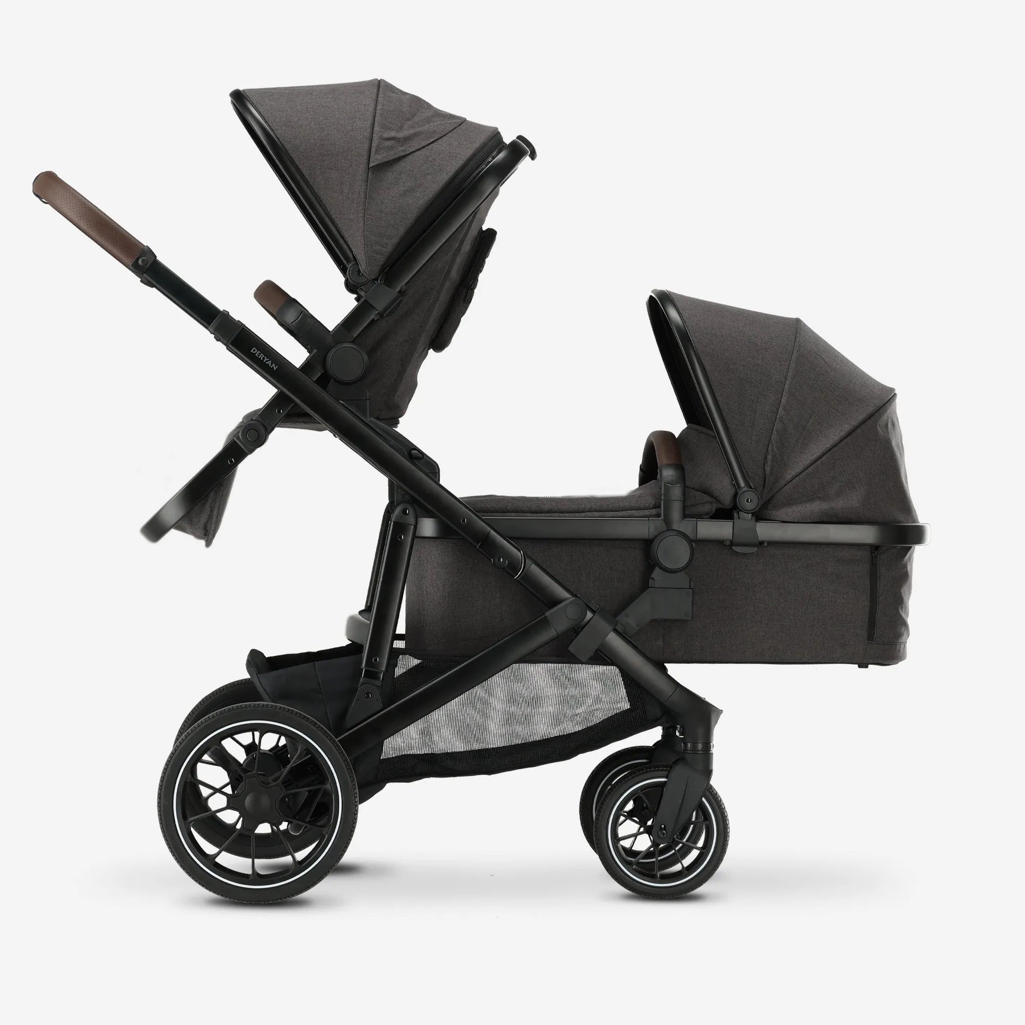 DERYAN EVY V2 Duo Kinderwagen Grijs – luxe 2-in-1 kinderwagen die meegroeit met je gezin. De verstelbare zitjes, voetensteun en SPF50+ zonnekap zorgen voor maximaal comfort. Dankzij het gebruiksvriendelijke inklapsysteem, stevige vering en veiligheidsharnas ideaal voor dagelijks gebruik.