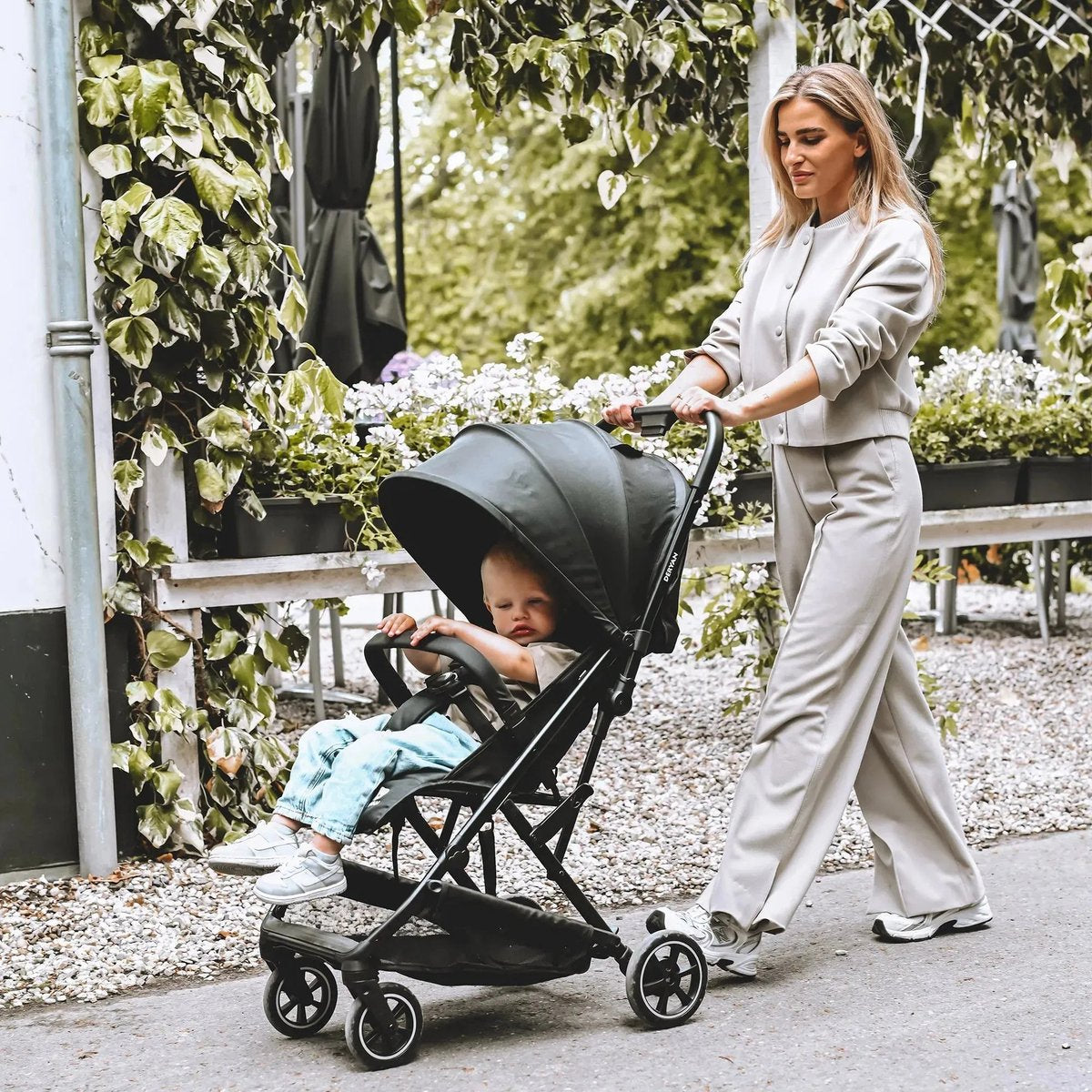 Rolo Easy Lightweight Stroller Taupe