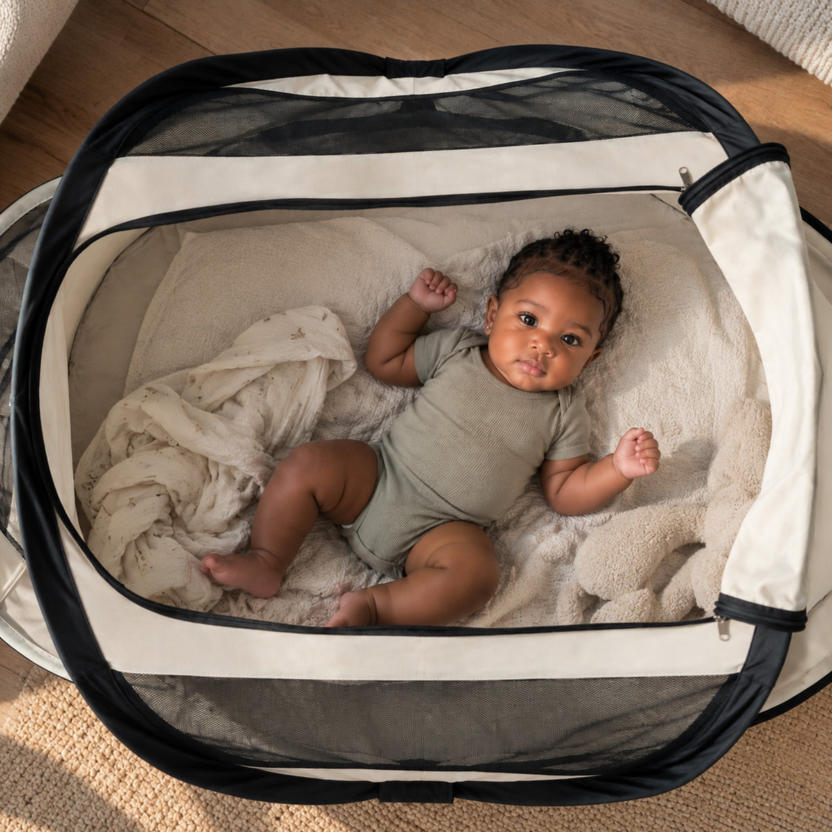 BabyBox Baby Tent Camping Crib + Cotton Blanket - Ivory
