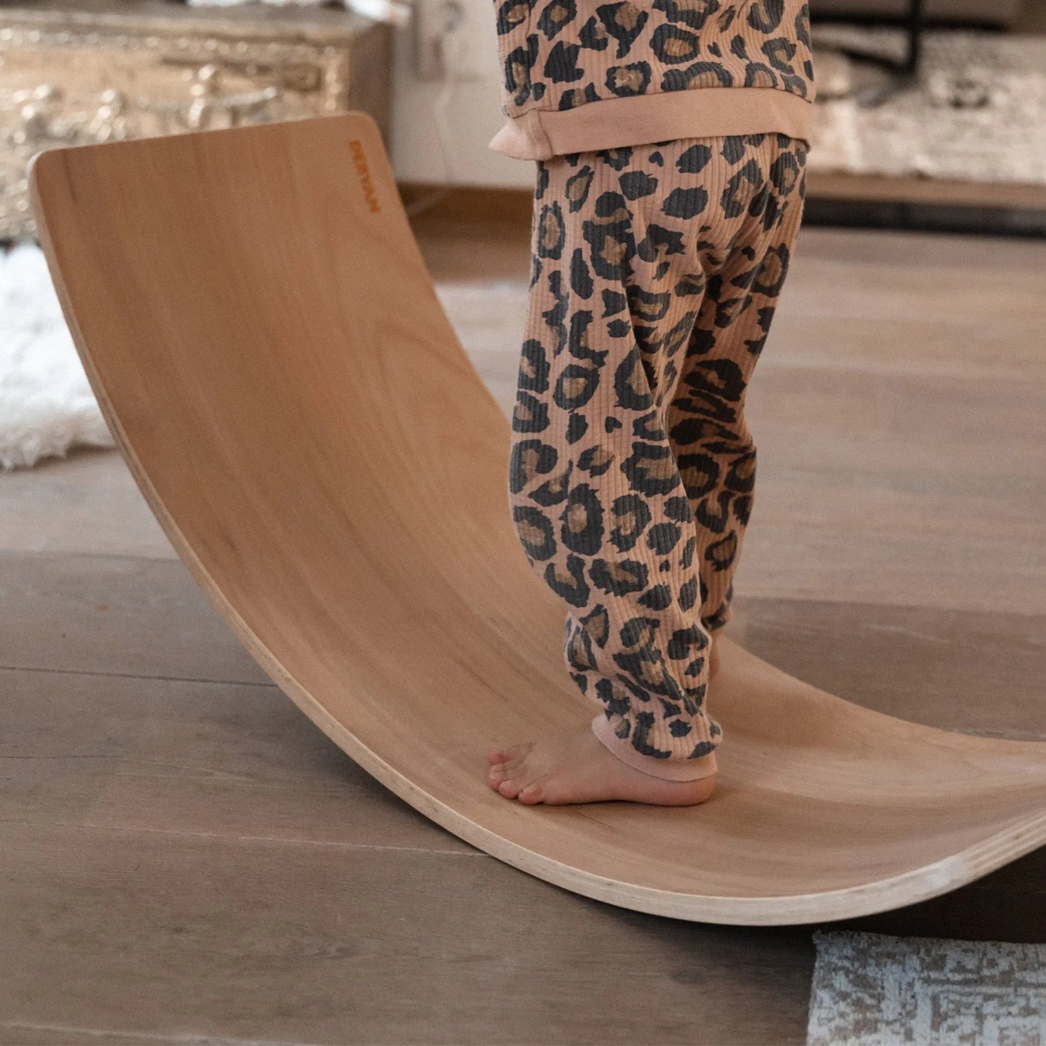 Planche D'équilibre Navaris En Bois Contreplaqué Pour Enfants - 81 X 28,6 X 17 Cm, Neuve