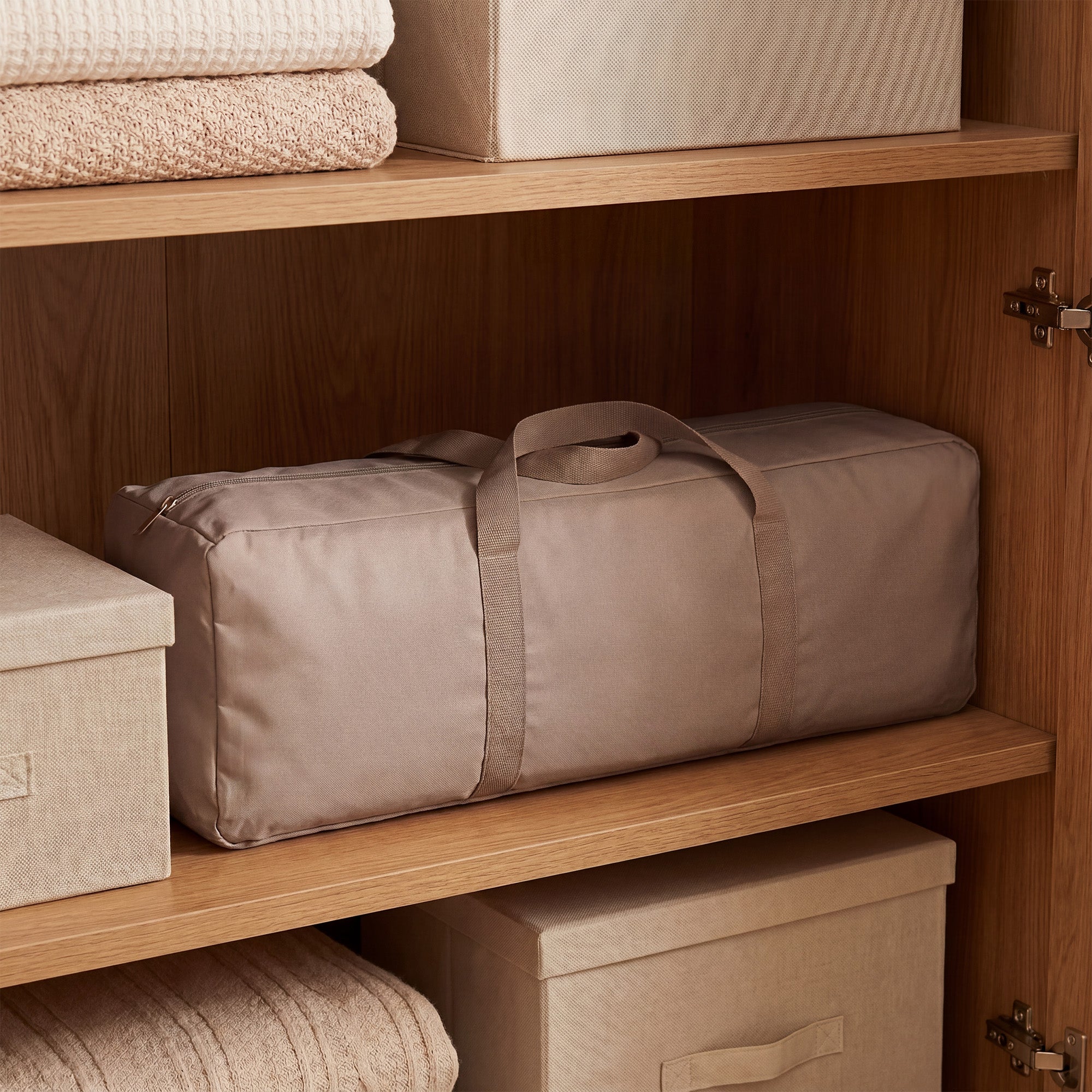 Believer Nougat Camping Bed