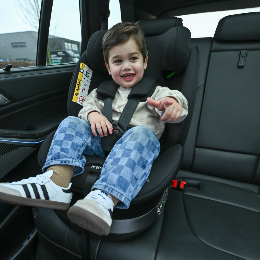 Carly Luxe i-Size-autostol – 0–36 kg – Isofix + støtteben – 360° drejelig – Sort