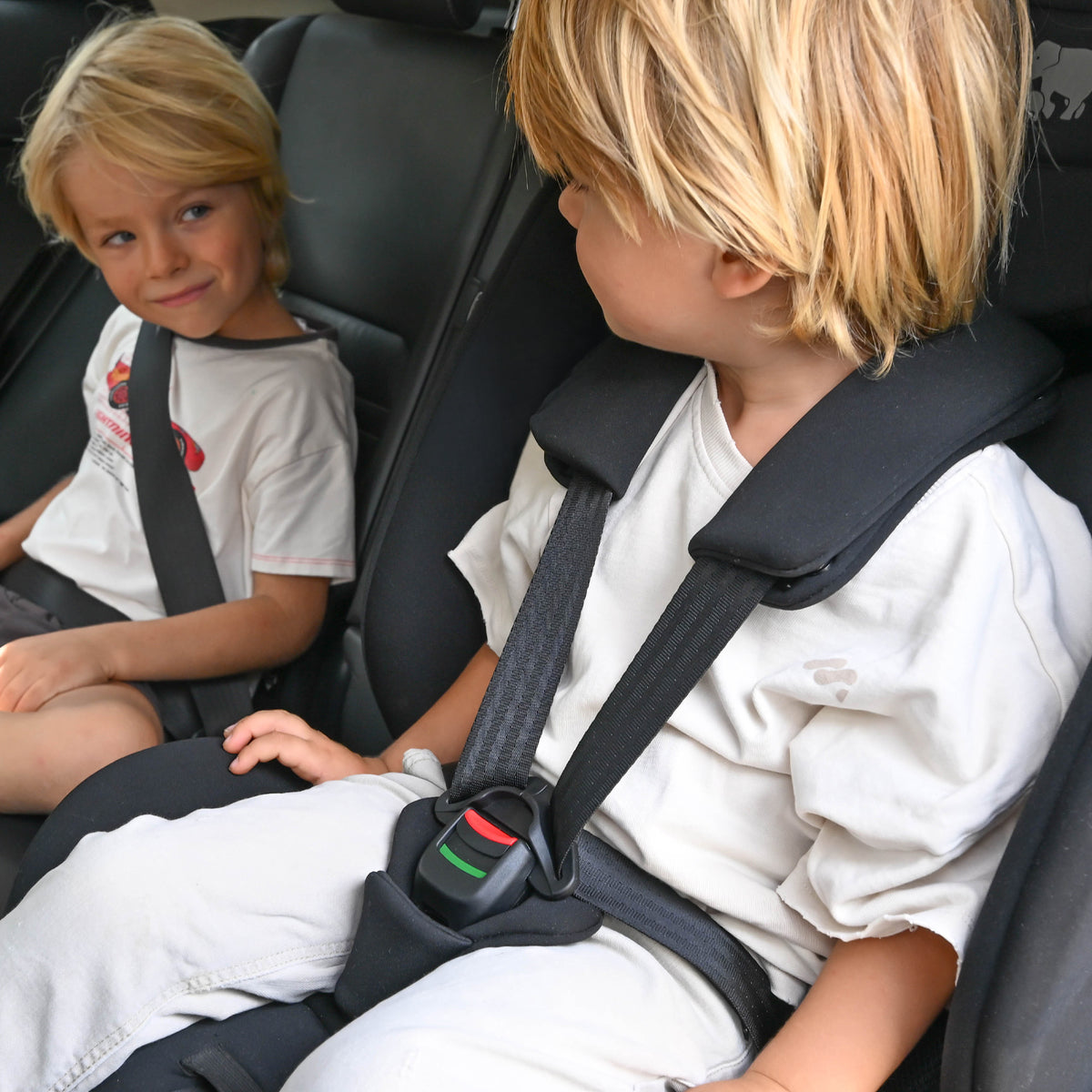 Carter Luxe i-Size bilbarnstol 76–150 cm – Isofix grupp 1/2/3