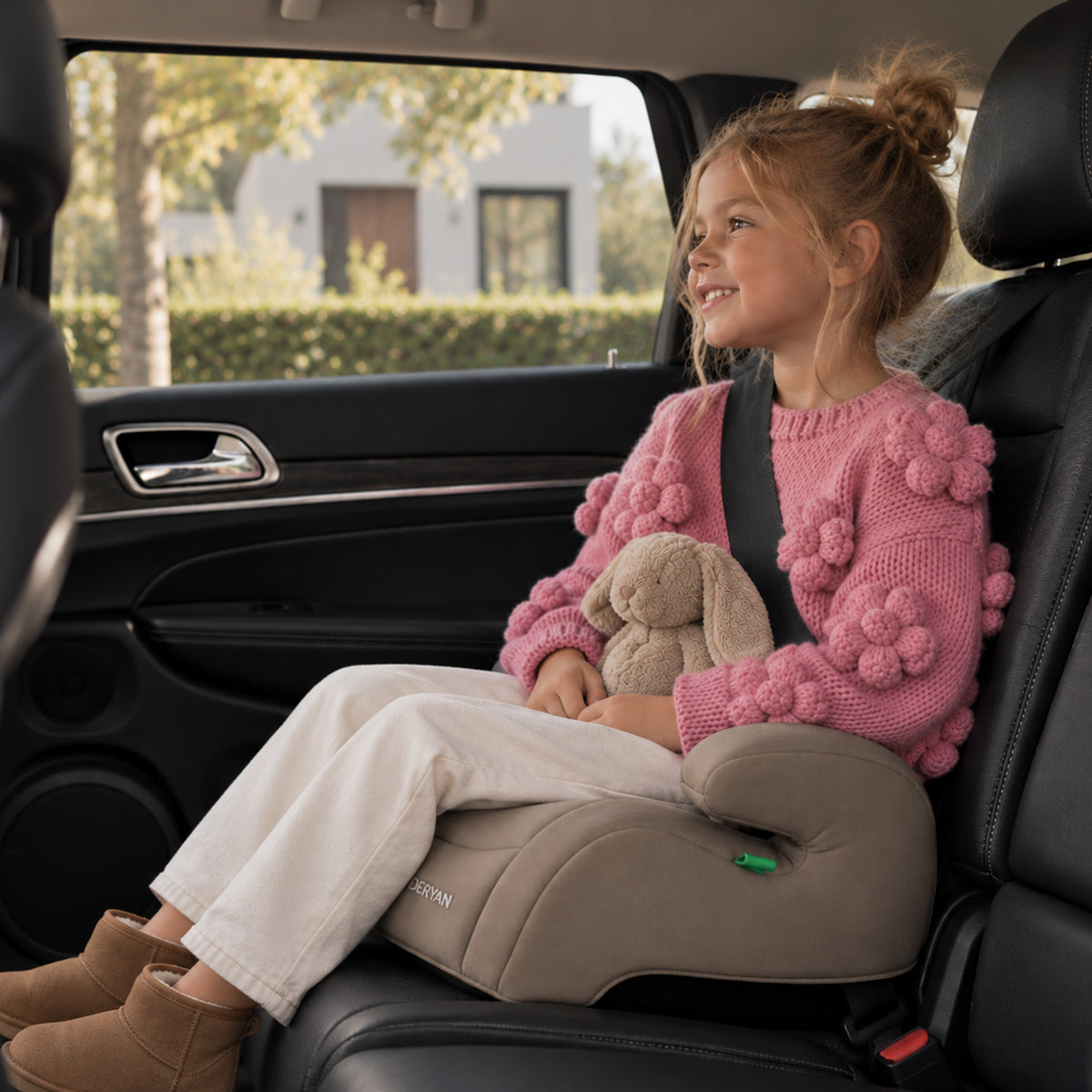 Siège auto Charlie Luxe i-Size 100-150 cm - Truffle Nougat