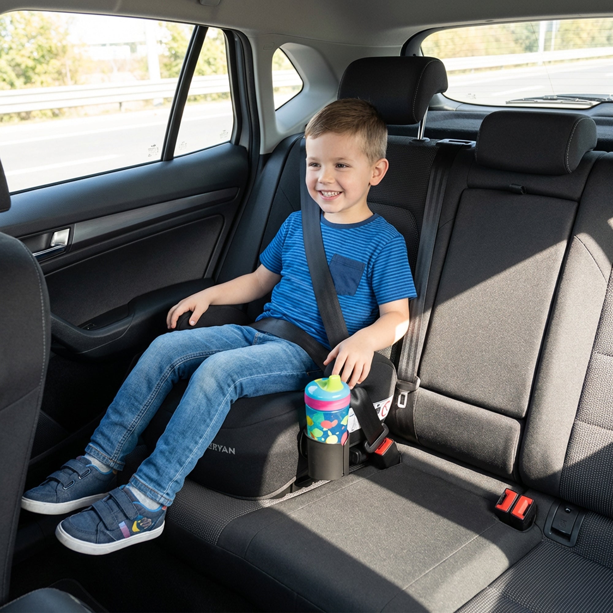 Cody i-Size Zitverhoger ISOFIX - Nougat