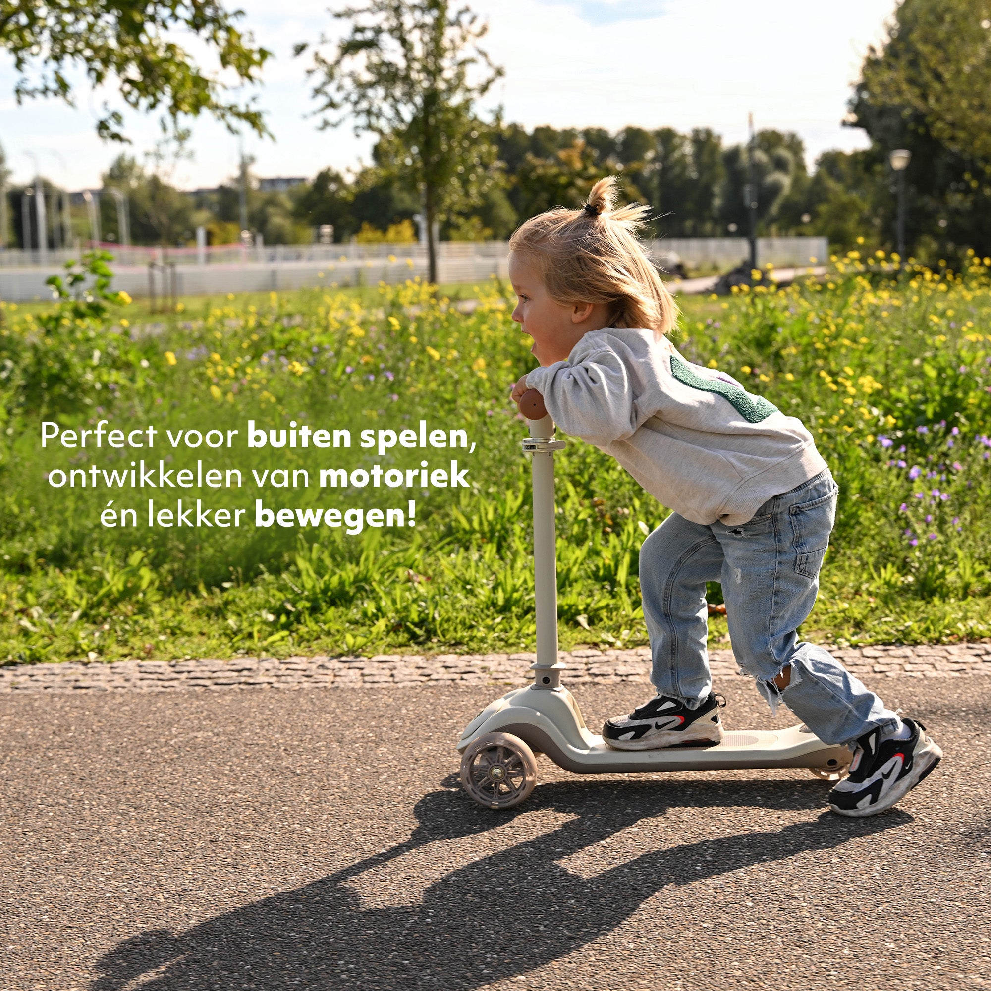 Harvey Kids scooter 3 wheels - age group 3+ - max 50kg - LED lights in the wheels - height adjustable 65-70-75-80 cm - Gray