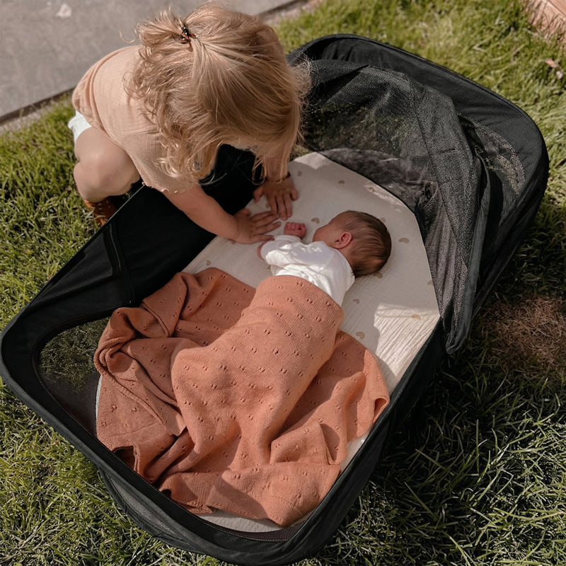 Infant Deluxe BabyBox Campingbett – Schwarz