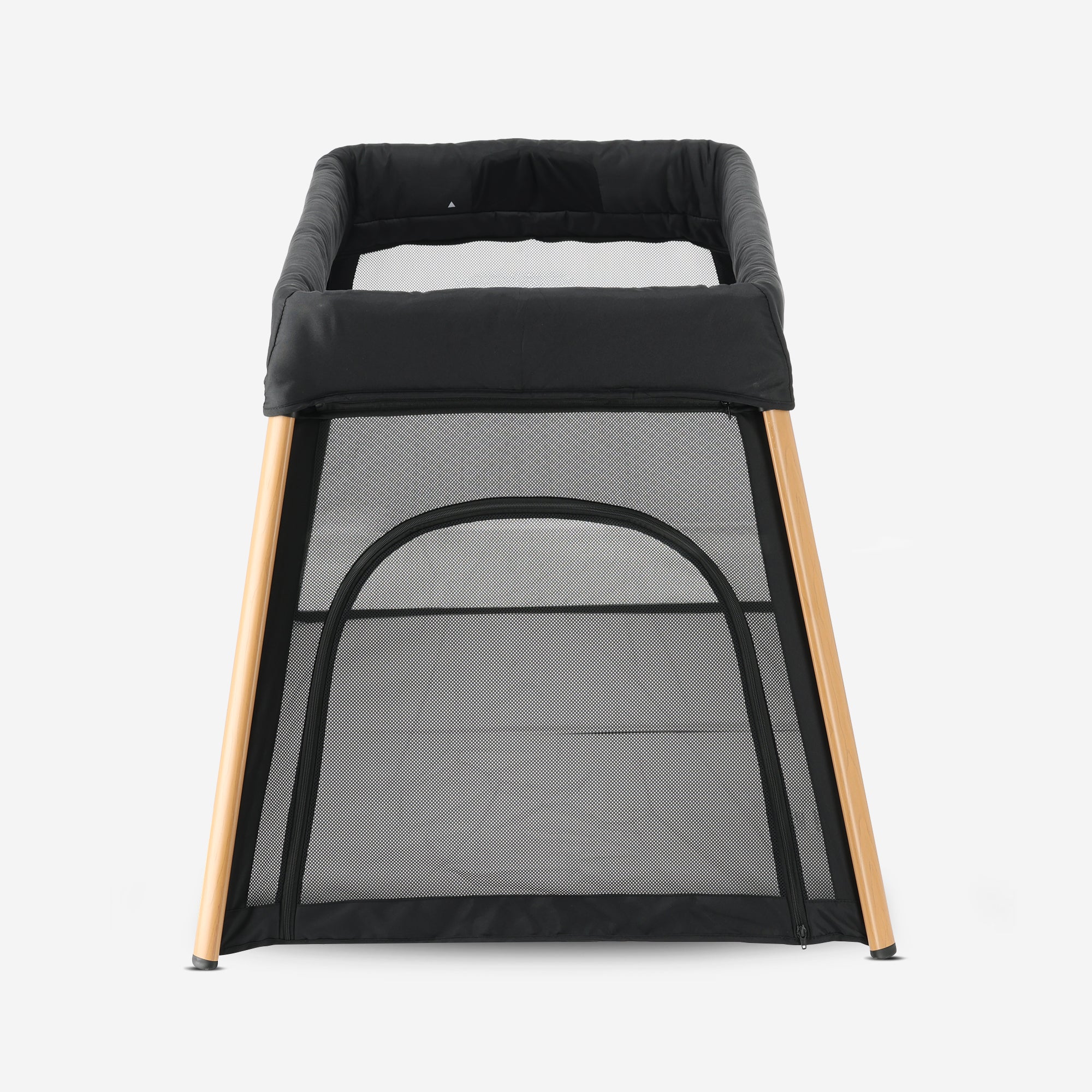 2-in-1 Camping Bed and Playpen - Includes a floor riser - Wood-look