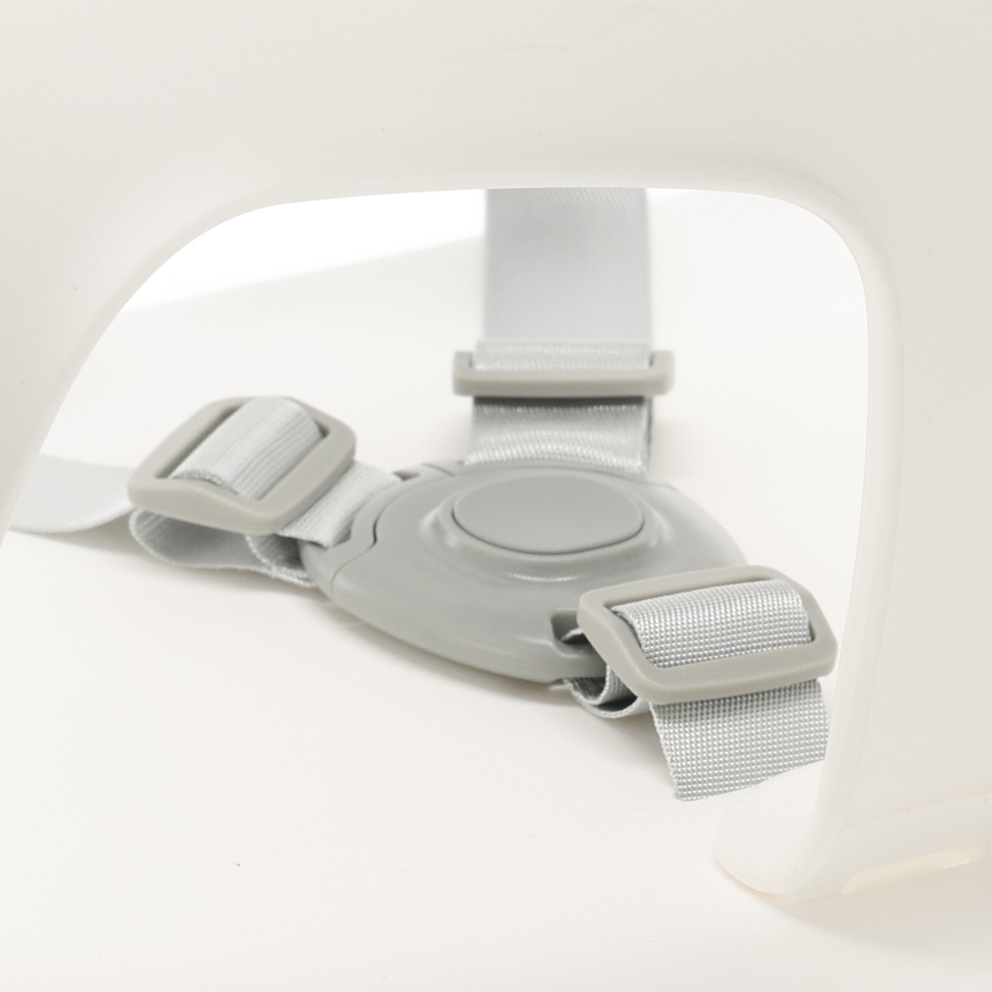 Luxury High Chair White / Wood