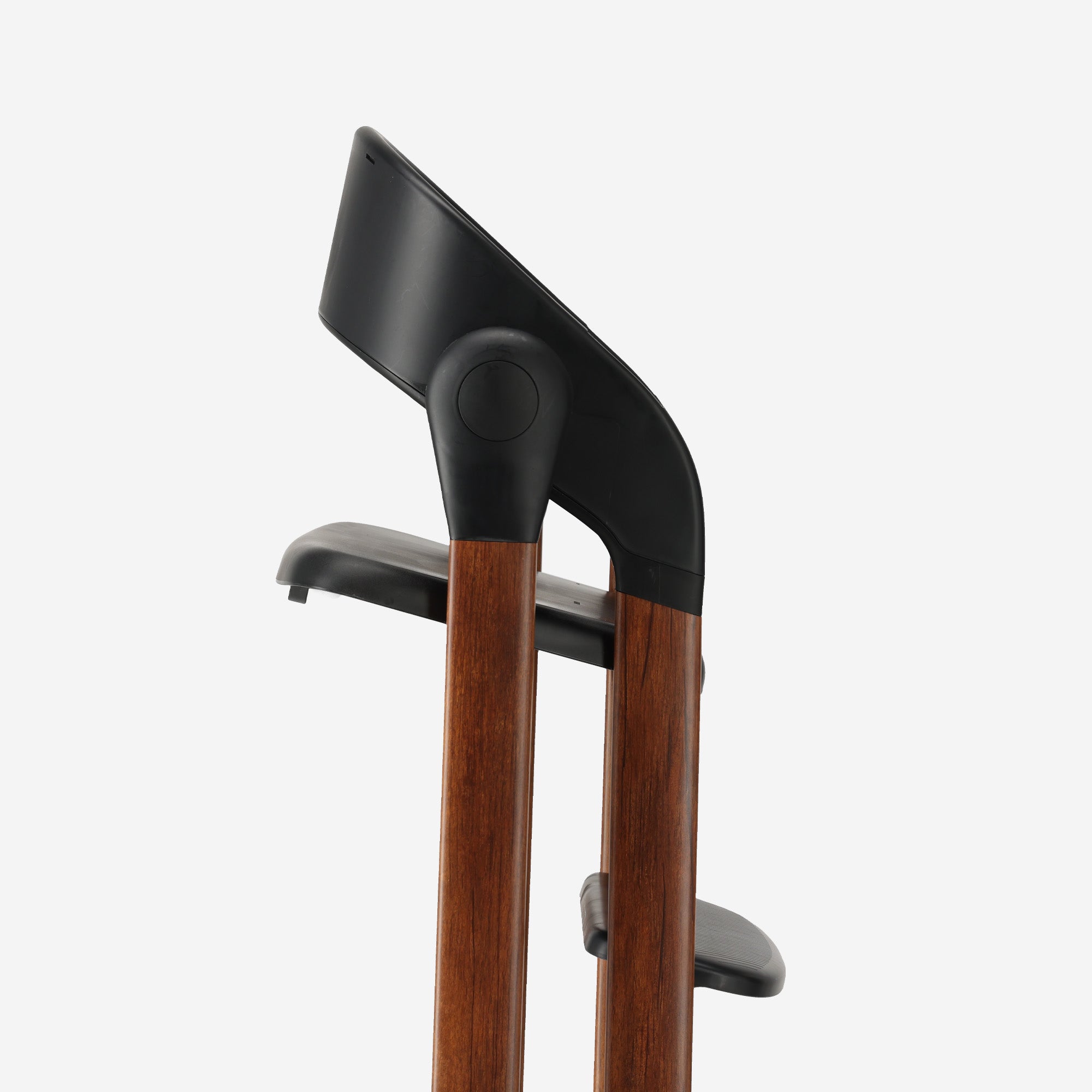 Luxury High Chair Black / Wood