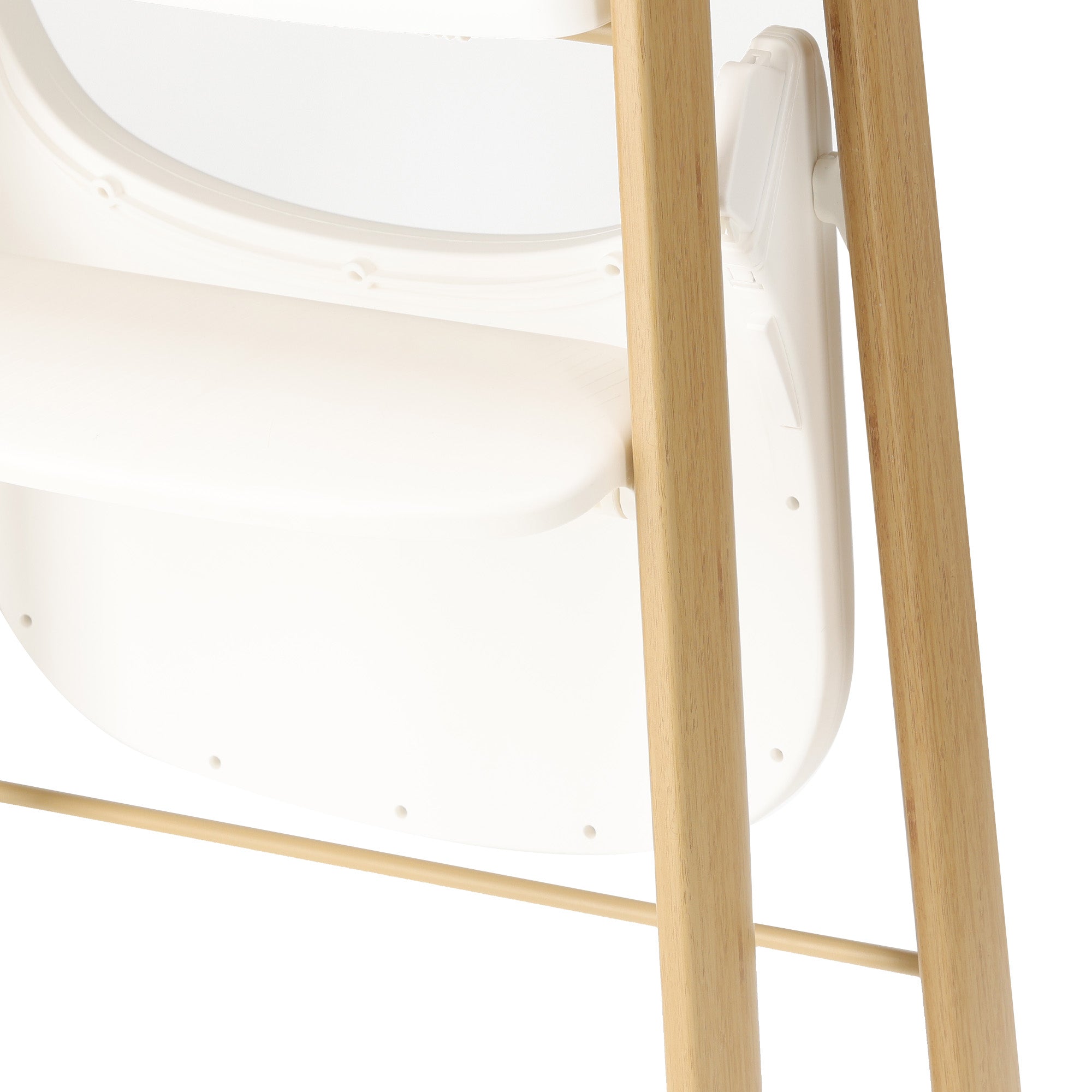 Luxury High Chair White / Wood