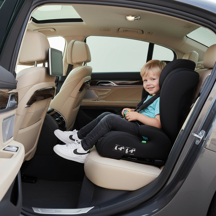 Fotelik samochodowy Charlie Luxe i-Size/isofix Od 3,5 roku do ok. 12 lat - 100-150 cm