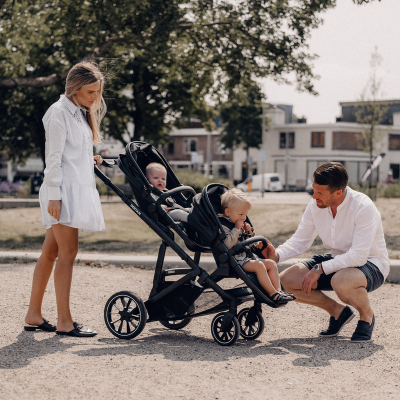 Evy² Duo Kinderwagen Schwarz, zweisitzig