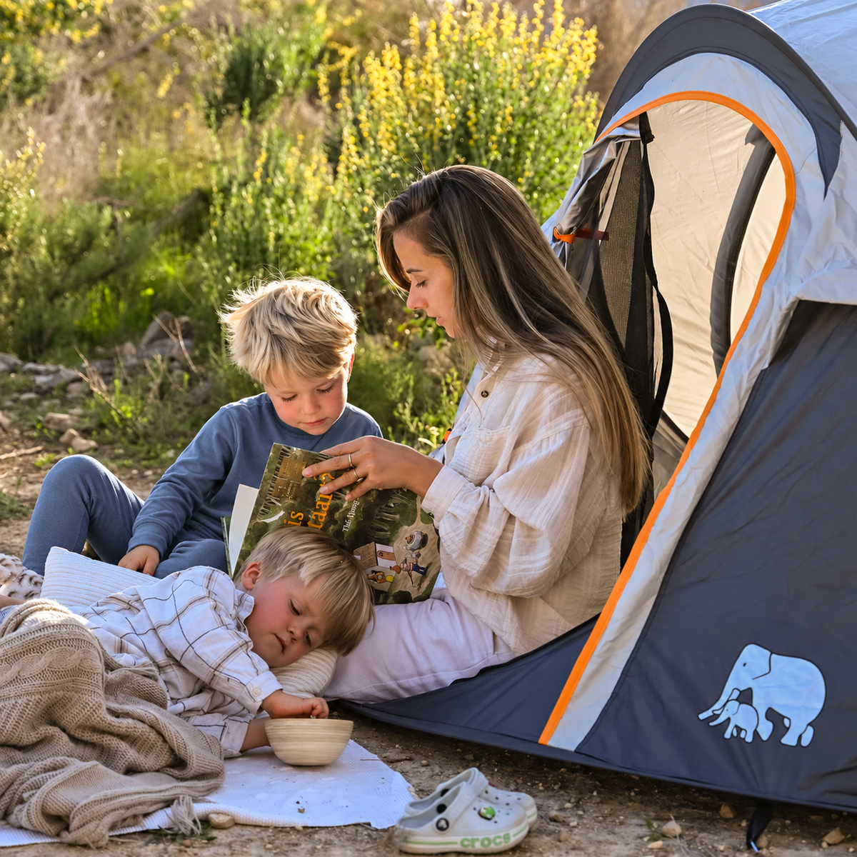 Tente Pop Up de luxe beige pour 4 personnes, avec une colonne d'eau de 5 000 mm